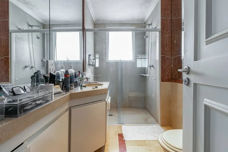 Interior at Caroline (developer's show unit)